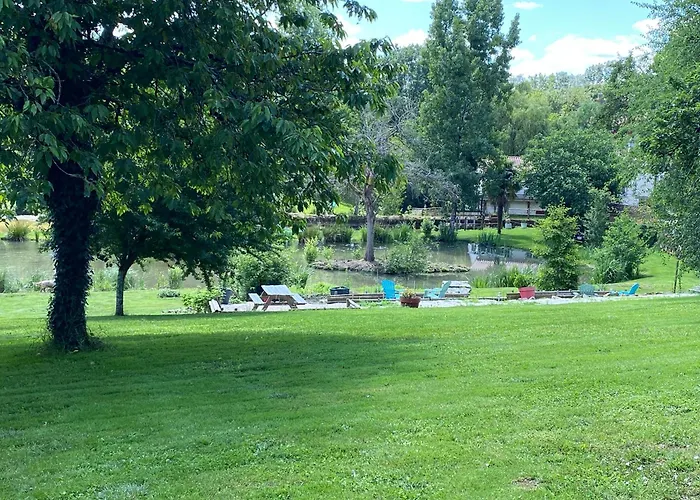 Les Rives Du Lay Charette Le Boupère